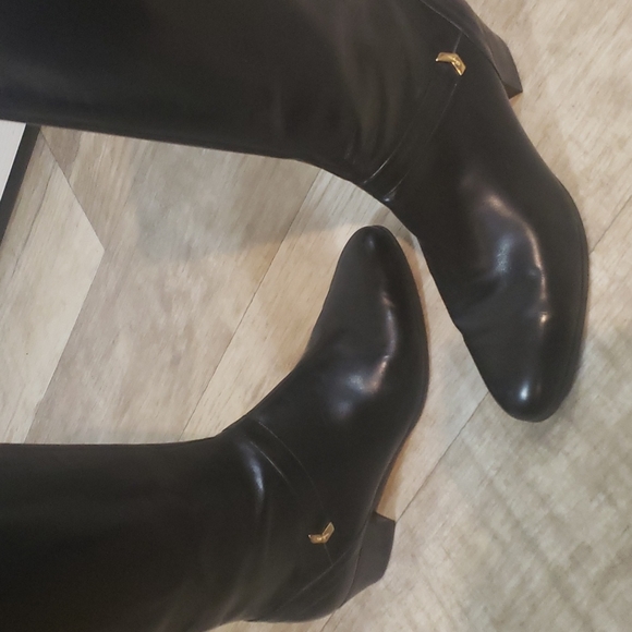 Salvatore Ferragamo Boots - Picture 7 of 9